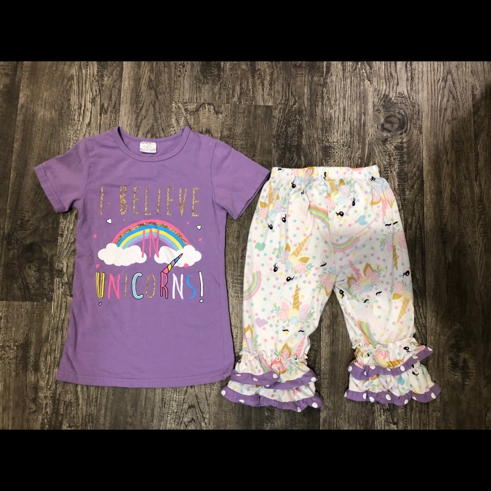 Girls unicorn outfit size 5/6